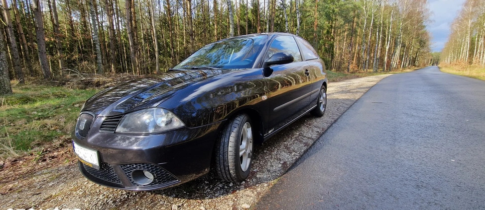 Seat Ibiza cena 8600 przebieg: 249903, rok produkcji 2008 z Chodzież małe 529